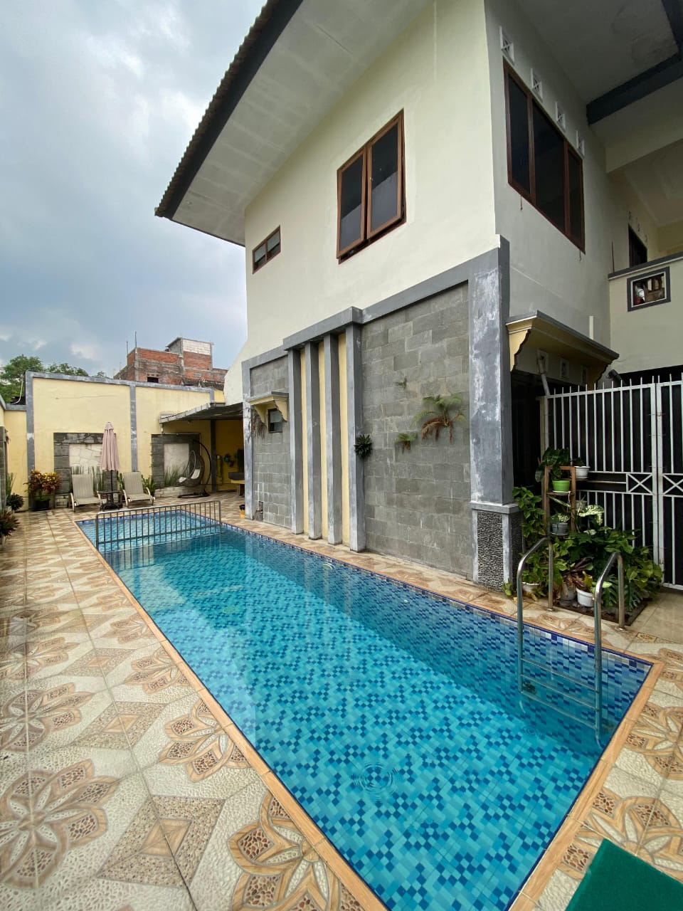 Villa Azka 2